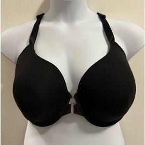 Cacique lightly lined t-shirt bra with front close closure 40G Lane Bryant black